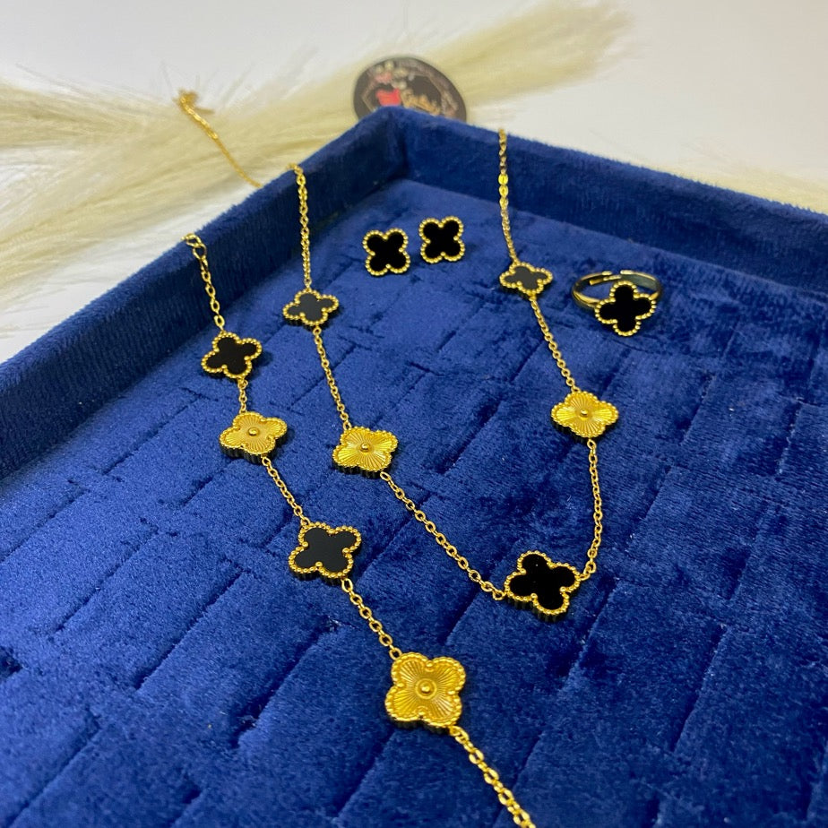 Clover Set Black & Golden (Anti Tarnish)